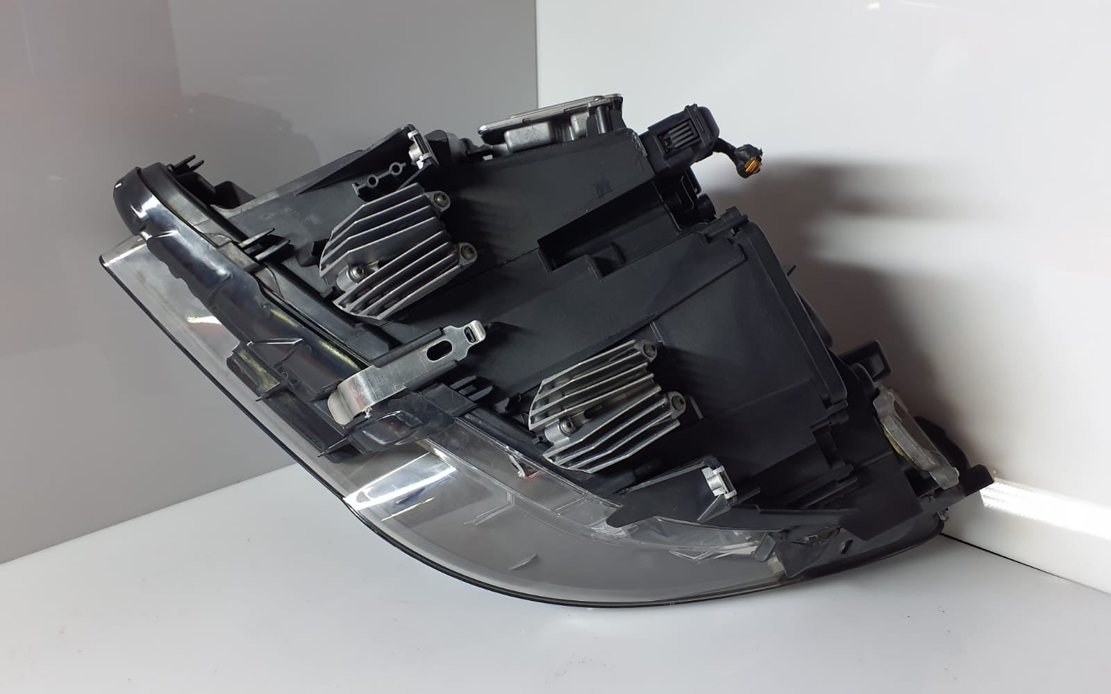 BMW 5 Series F10 F11 Right Bi Xenon Headlight OEM 7203248