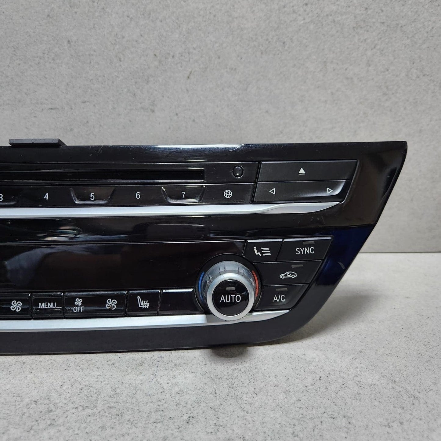 2018-2020 BMW 530e Climate Control Panel 6834437 530E and 530i