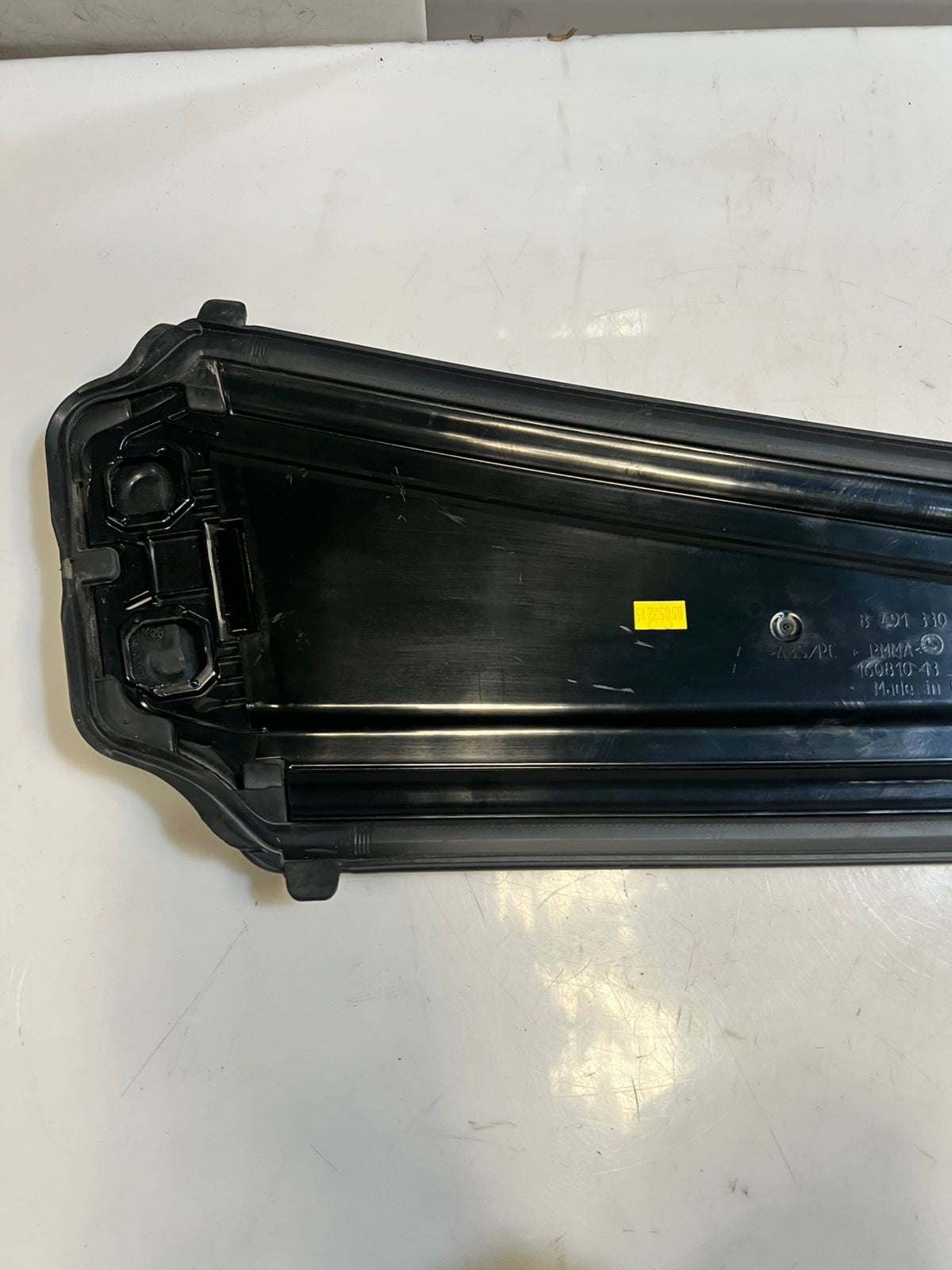 2023-2024 BMW iX 120 B-Pillar VERTICAL Trim Cover PANEL FRONT RIGHT 8491330 OEM