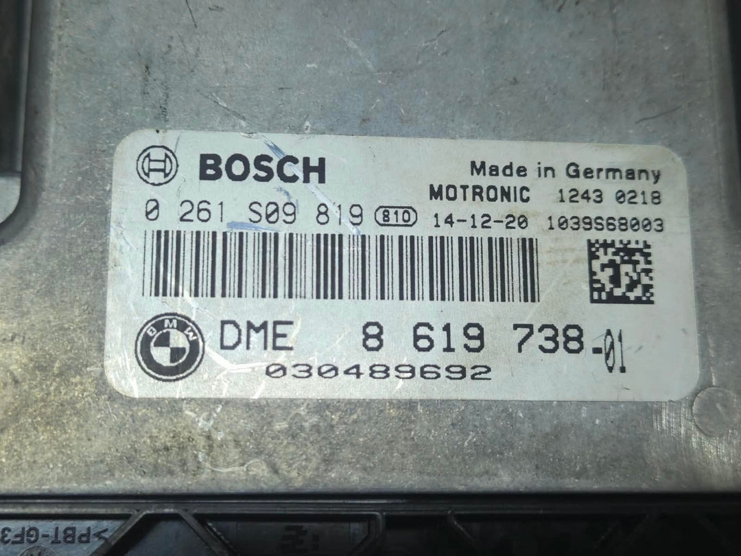 8619738-2008-10 BMW 128i E60 E81 E90 X1 N46 Engine Control Unit DME ECU Set OEM