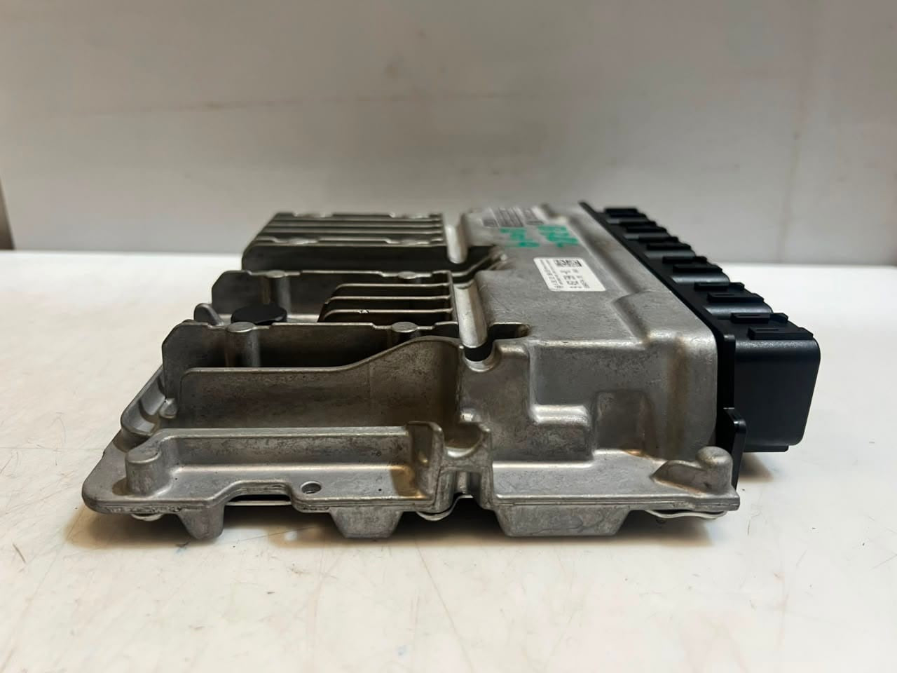 2015-2020 BMW X1 F48 F46 B38 Engine Control Unit ECU ONLY DME 9452590 OEM