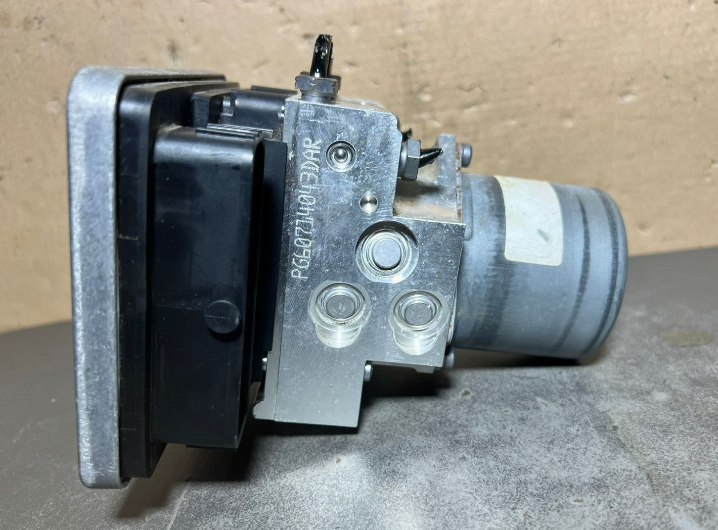 15-20 Mercedes W213 E-Class ABS Anti Lock Brake Pump Module A213 4315900 OEM