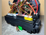 Load image into Gallery viewer, 10-16 Mercedes-Benz W212 W204 Front SAM Modul Relais Sicherungskasten A212...
