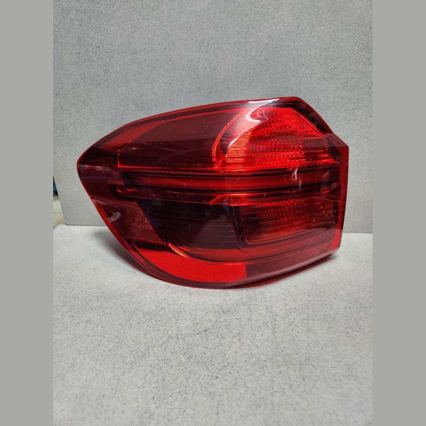 2016-2022 BMW X3 Rear Left Outer Tail Light Assembly 7408735 G01 X3