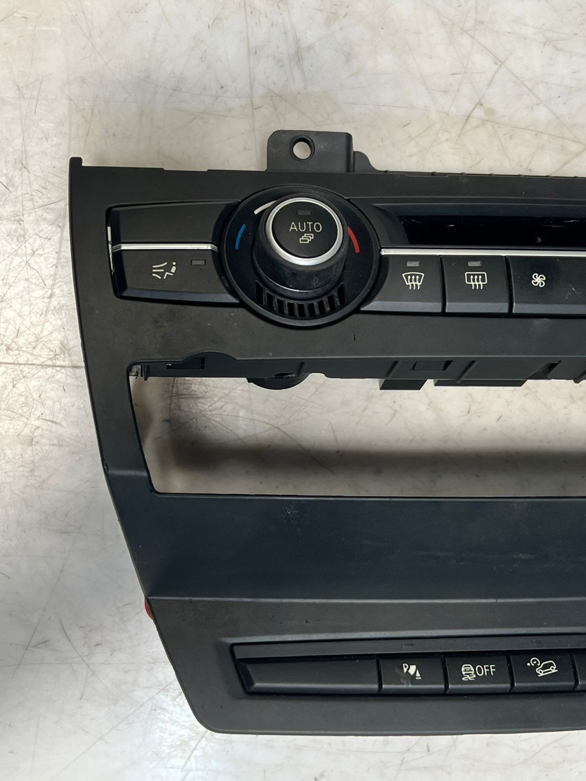 2007-2014 BMW X5 E70 and X6 E71 Climate Control A/C Panel 9227923 9208218 OEM