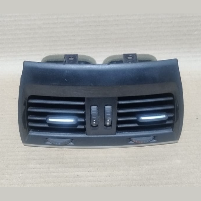 BMW F15 X5  REAR SEAT CENTER CONSOLE AC VENT TRIM HEATER 9252013