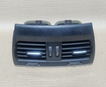 Bild in die Galerieansicht laden, BMW F15 X5  REAR SEAT CENTER CONSOLE AC VENT TRIM HEATER 9252013