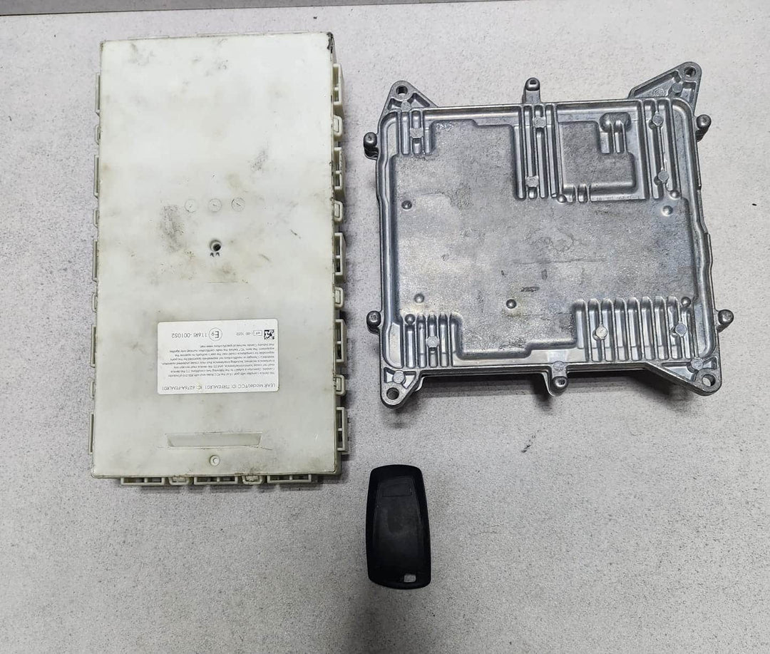 BMW F30 320i F32 N20 Engine Control Unit DME Set 8631725 OEM