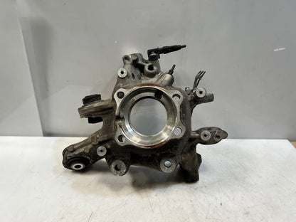 BMW 8 Series G14, G15, G16 Rear Wheel Hub Spindle Rear Right 6850564 OEM