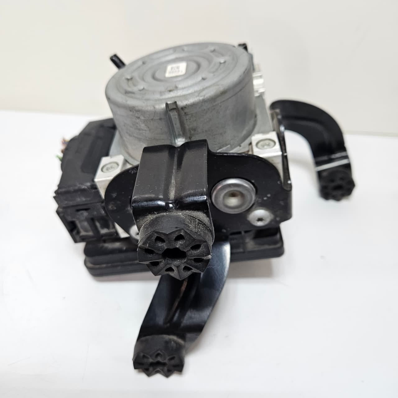 OEM BMW 3 Series F30 F35 F31 ABS DSc Control Unit Module 6881177
