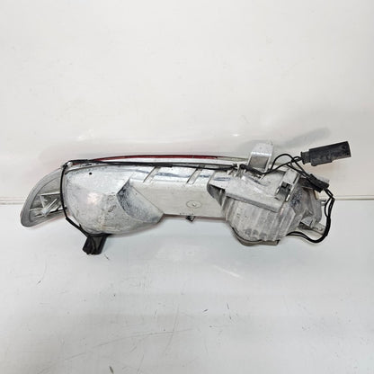 6911900-2004-2005 BMW 6 Series E63 E64 645Ci Taillight Rear Lower Right OEM