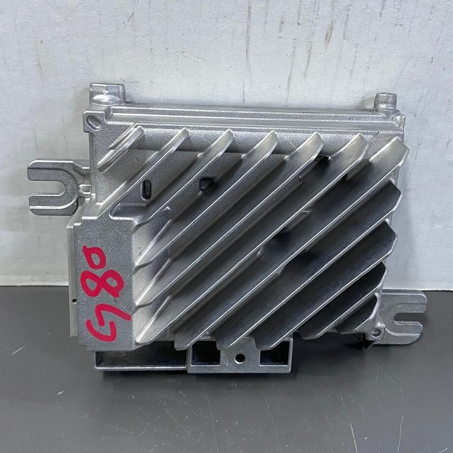 OEM BMW M235i M240i F22 G80 AMPLIFIER HIFI SYSTEM CONTROL MODULE UNIT HV 5A36426