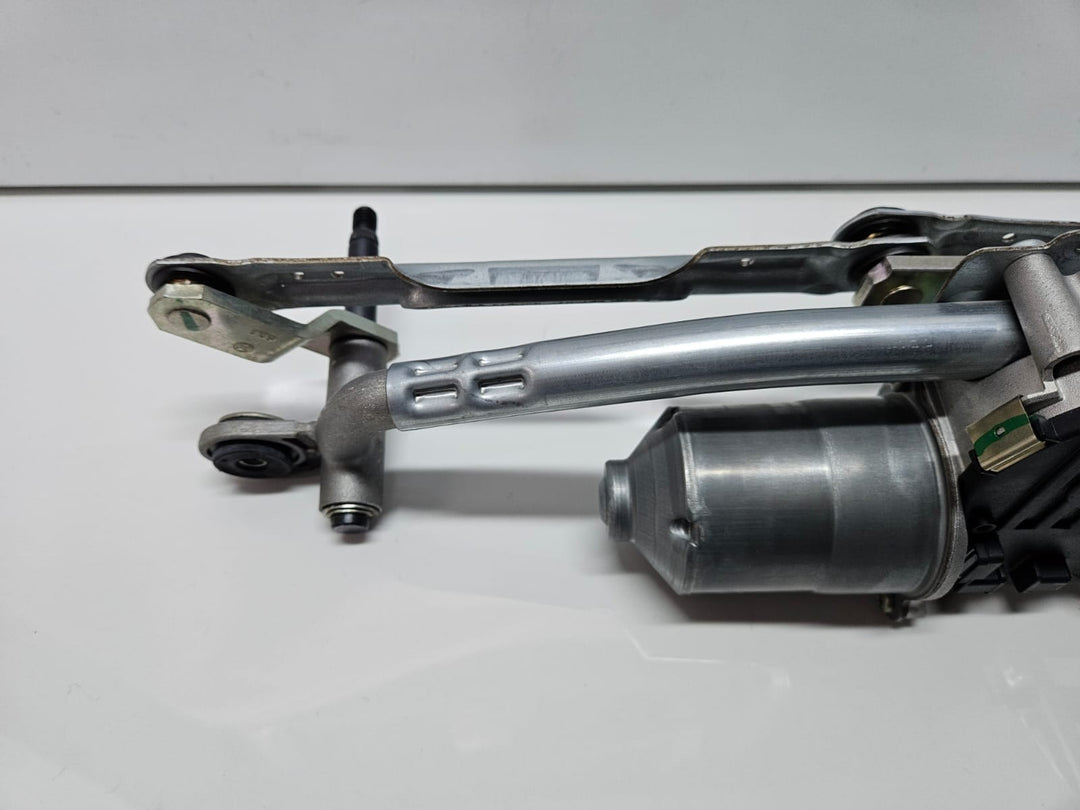  9478840-2015-2026 BMW X1 U11 RHD Windshield Wiper Motor and Linkage OEM