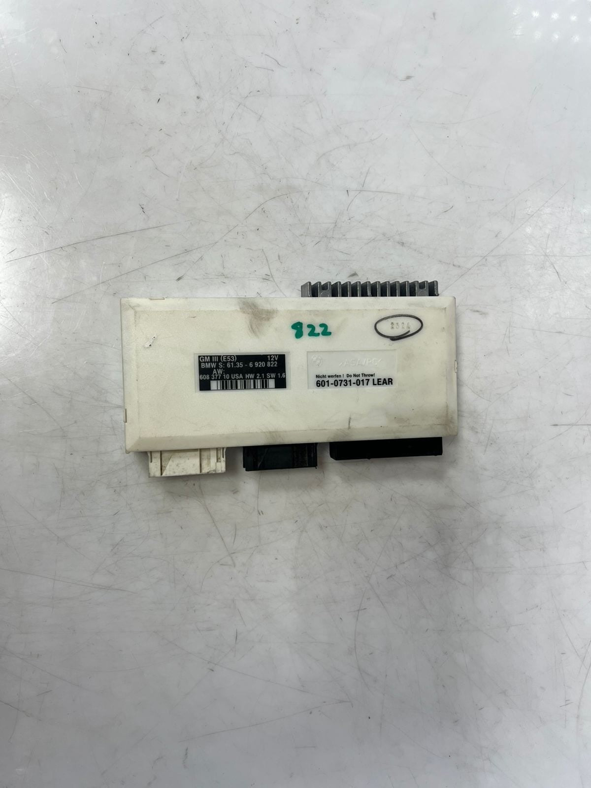 2000-2005 BMW X5 E53 GM3 12V Body Control Module 6920822 OEM