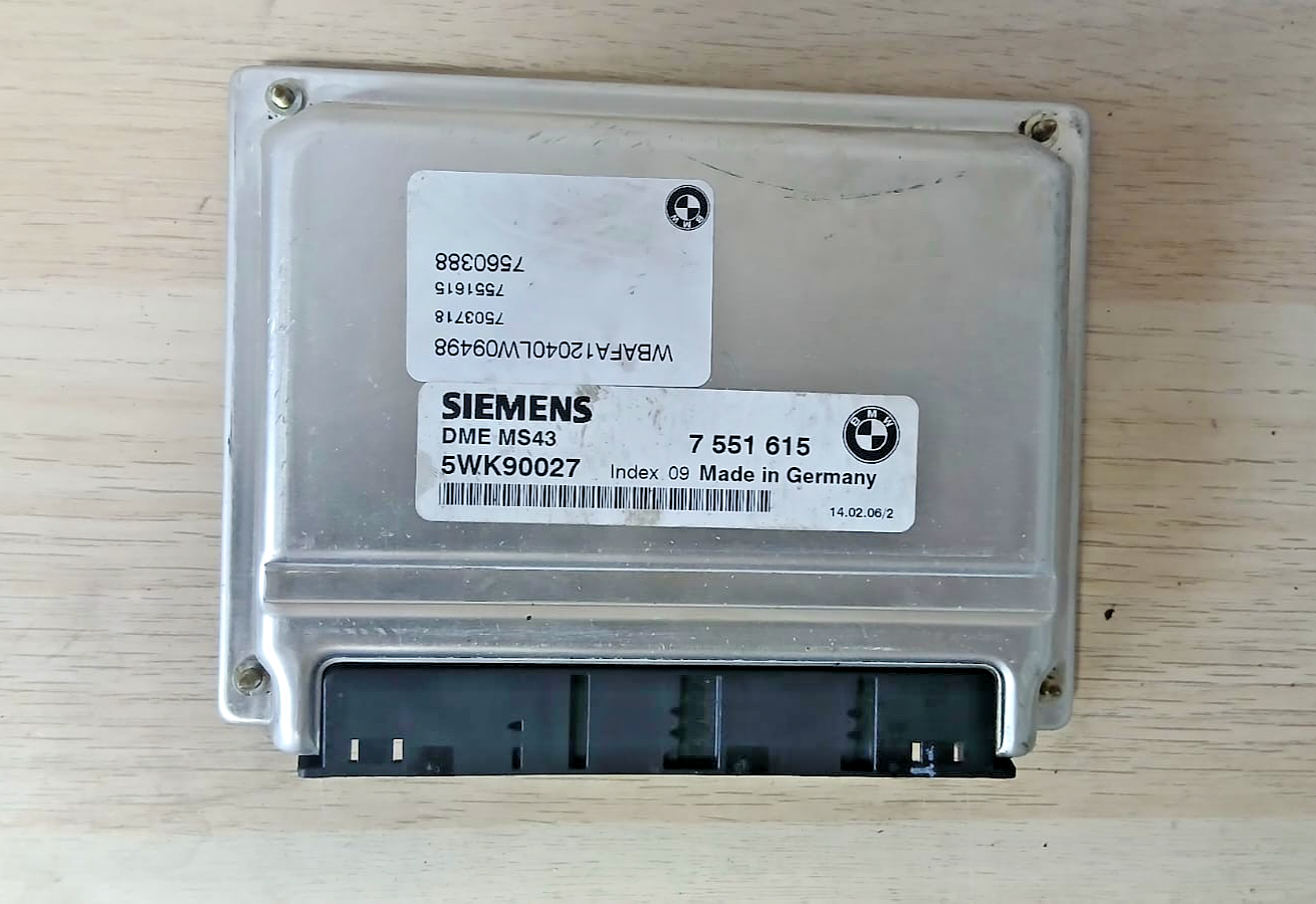 BMW X5 3.0L Engine Electronic Control Module ECU ECM 7551615 MS43 Used OEM