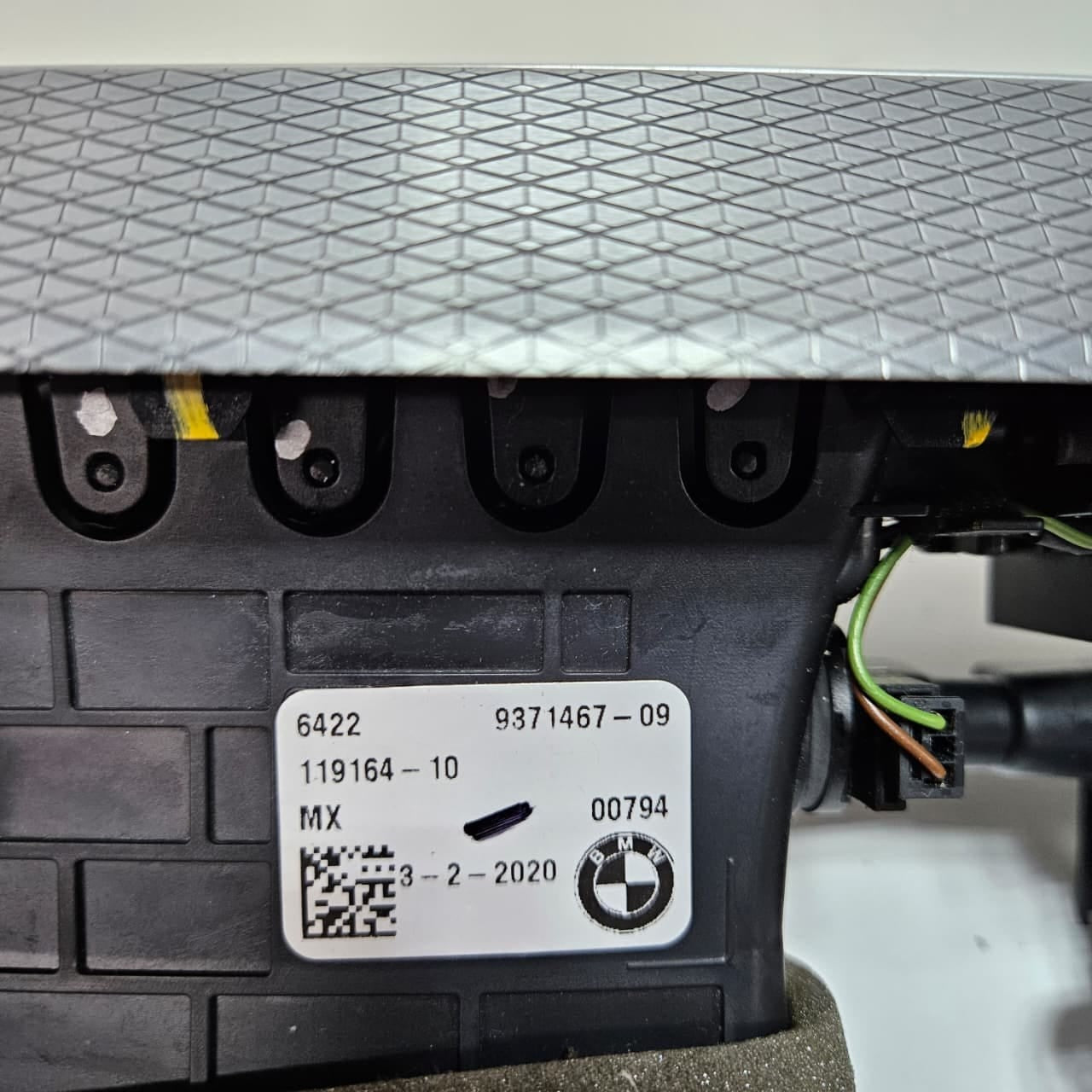 2018-2024 BMW X3 G01 X4 G02 Dashboard Center Air Vent 9371467