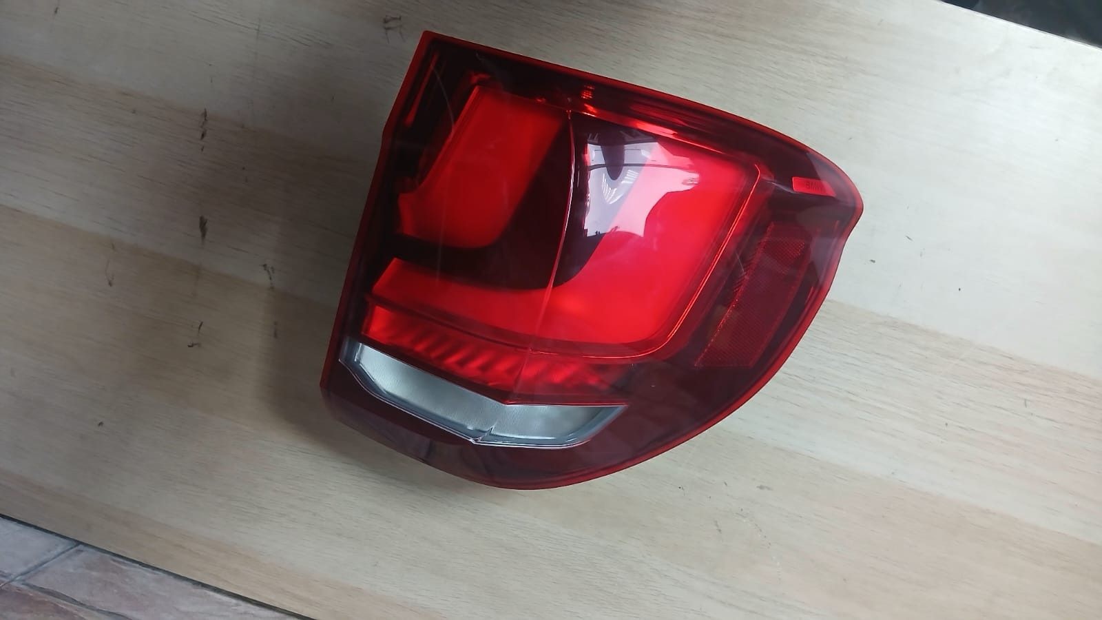 BMW Rear Right Outer Taillight 7470886 X5 F15 F85 M rear right outer LED taillig