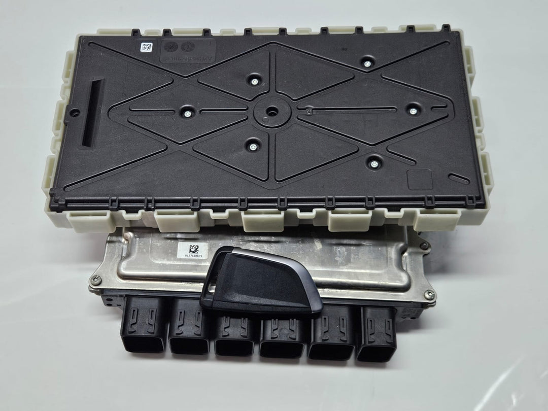 8672006-2015-2019 BMW 740i G12 B58 RHD Engine Control Unit DME ECU SET OEM