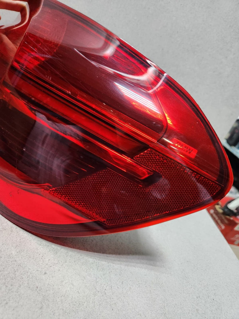 2017-2020 BMW X3 Tail Light 7408734 X3 G01 G08 ECE EUROPE VERSION 