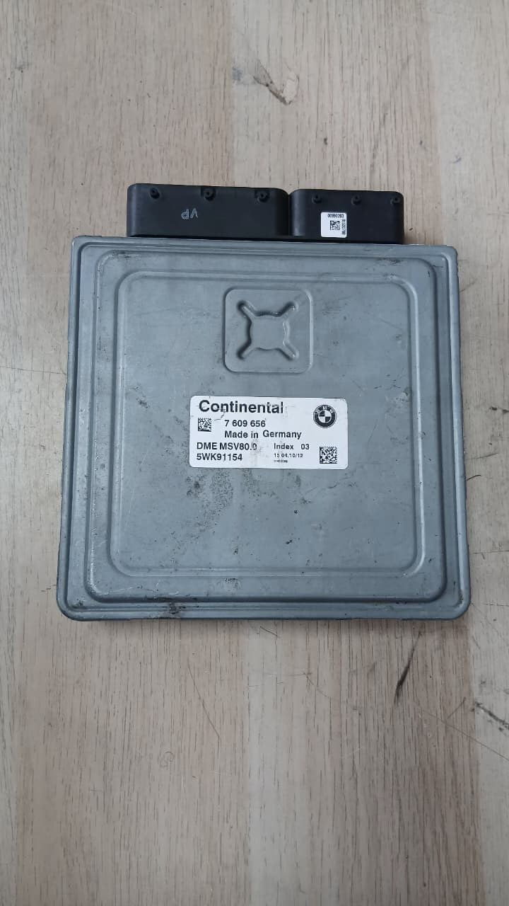 2008-2013 BMW 128i Engine Control Unit 7609656 ECU MSV80 E90 E60 N52N