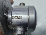Bild in die Galerieansicht laden, 2020 BMW 750i xDrive G14 N63 High Pressure Fuel Pump 8648177 OEM
