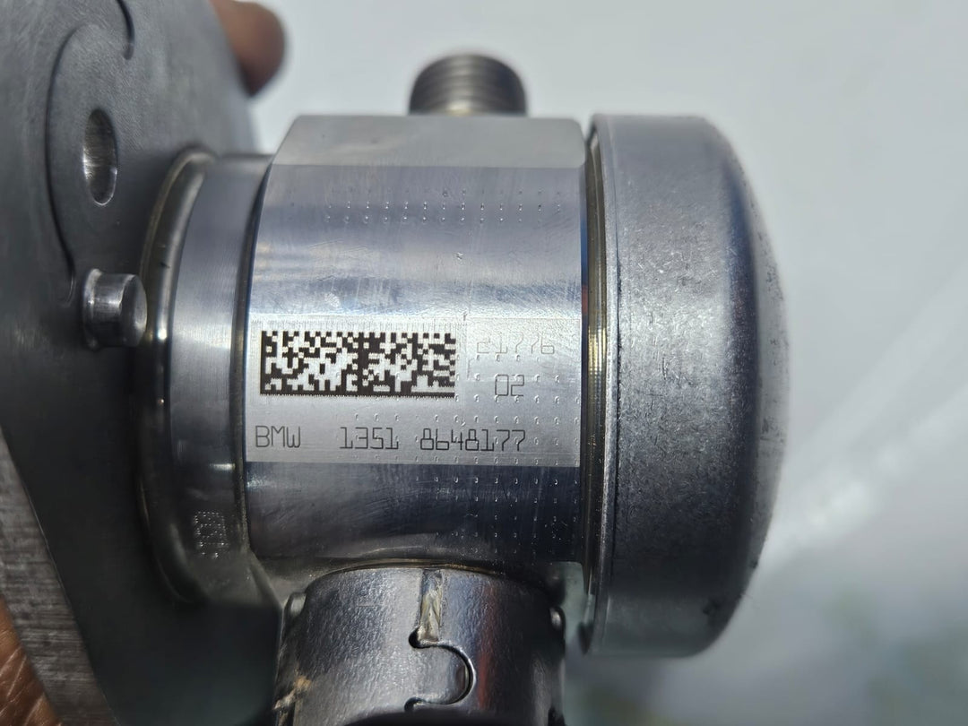 2020 BMW 750i xDrive G14 N63 High Pressure Fuel Pump 8648177 OEM