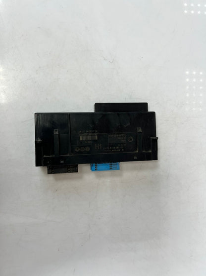 2007-2008 BMW E90 E91 E92 E93 BODY CONTROL MODULE Junction box 2 9176880 