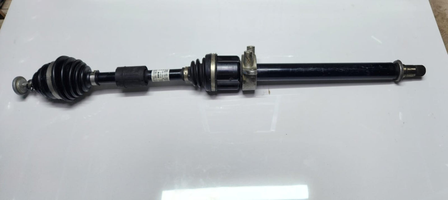 2018-2023 BMW X2 Front Drive Shaft 8681530 1,2 Series F52 F45 F48 F49 X1 F39 OEM