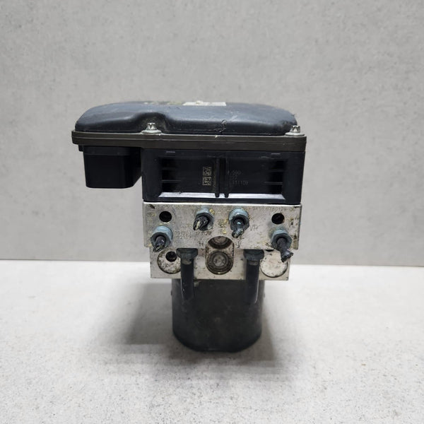 2007-2013 BMW X5 Abs Anti Lock Brake Pump 6795778 X5 E70 and X6 E71