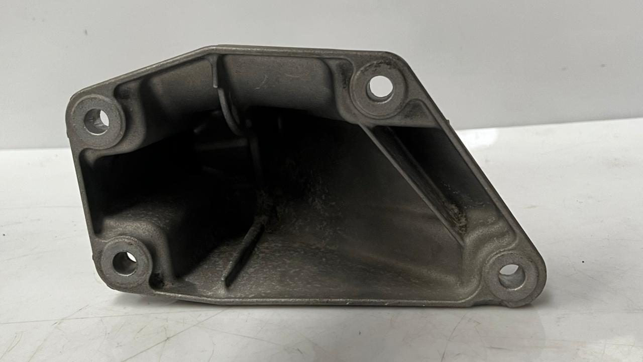 2012-2018 BMW M6 Engine Mount 2211228411101 M5 F10 and M6 F12 F13
