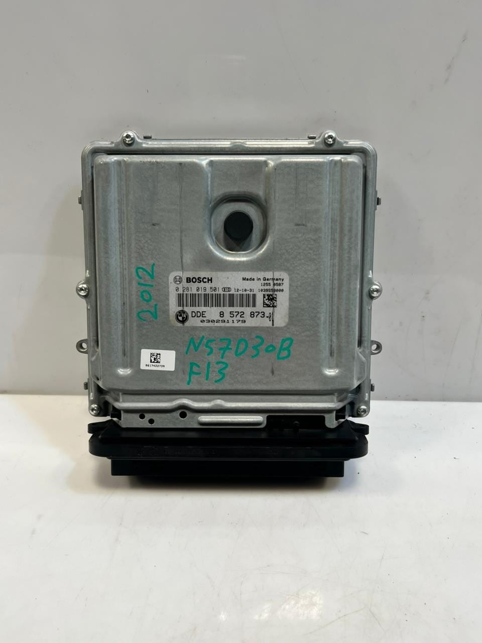 2012 BMW F13 N57D30B Engine Control Unit ECU ONLY DDE 8572873 OEM