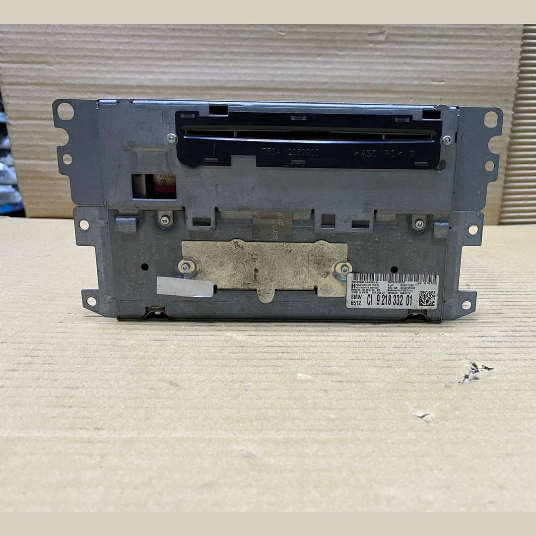 2009-2013 BMW 128i CIC Navigation, DVD, CD Player, GPS 9218332 E90 E91 E92 E93 