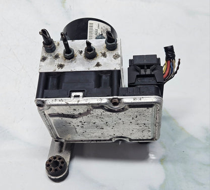 2016 BMW X3 Abs Pump Control Unit Module 6852887