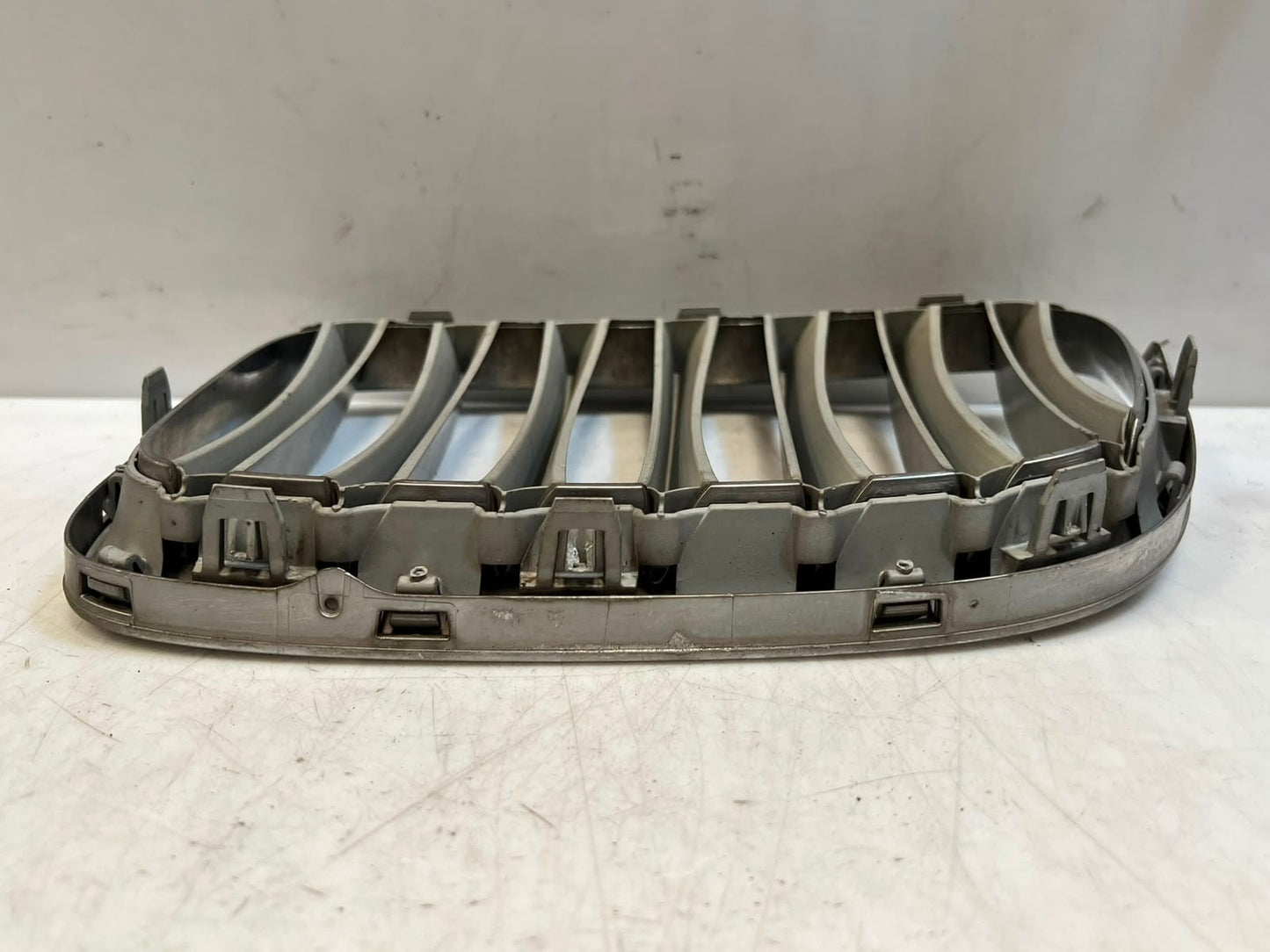 2010-2015 BMW X1 E84 Front Right Kidney Grille Chrome 2993308 OEM