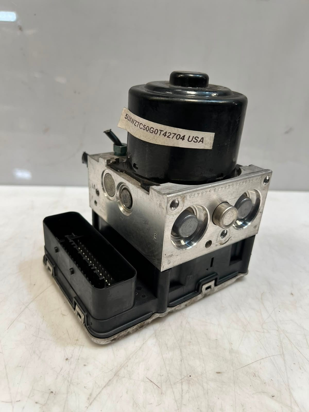 2014 BMW X3 F25 X4 F26 ABS Pump DSC HYDRAULIC Module 6875412 OEM