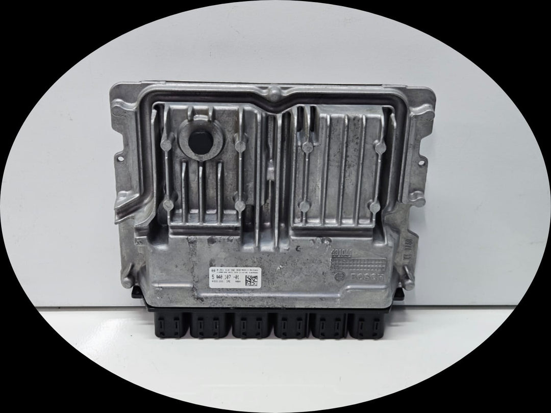 5A40107-2021 BMW 330i G20 B46 Engine Control Unit Module DME OEM