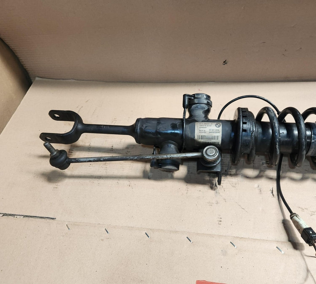 2010-2016 BMW 550i Shock Absorber Strut Front Left 6850221 5 Series F07 GT 