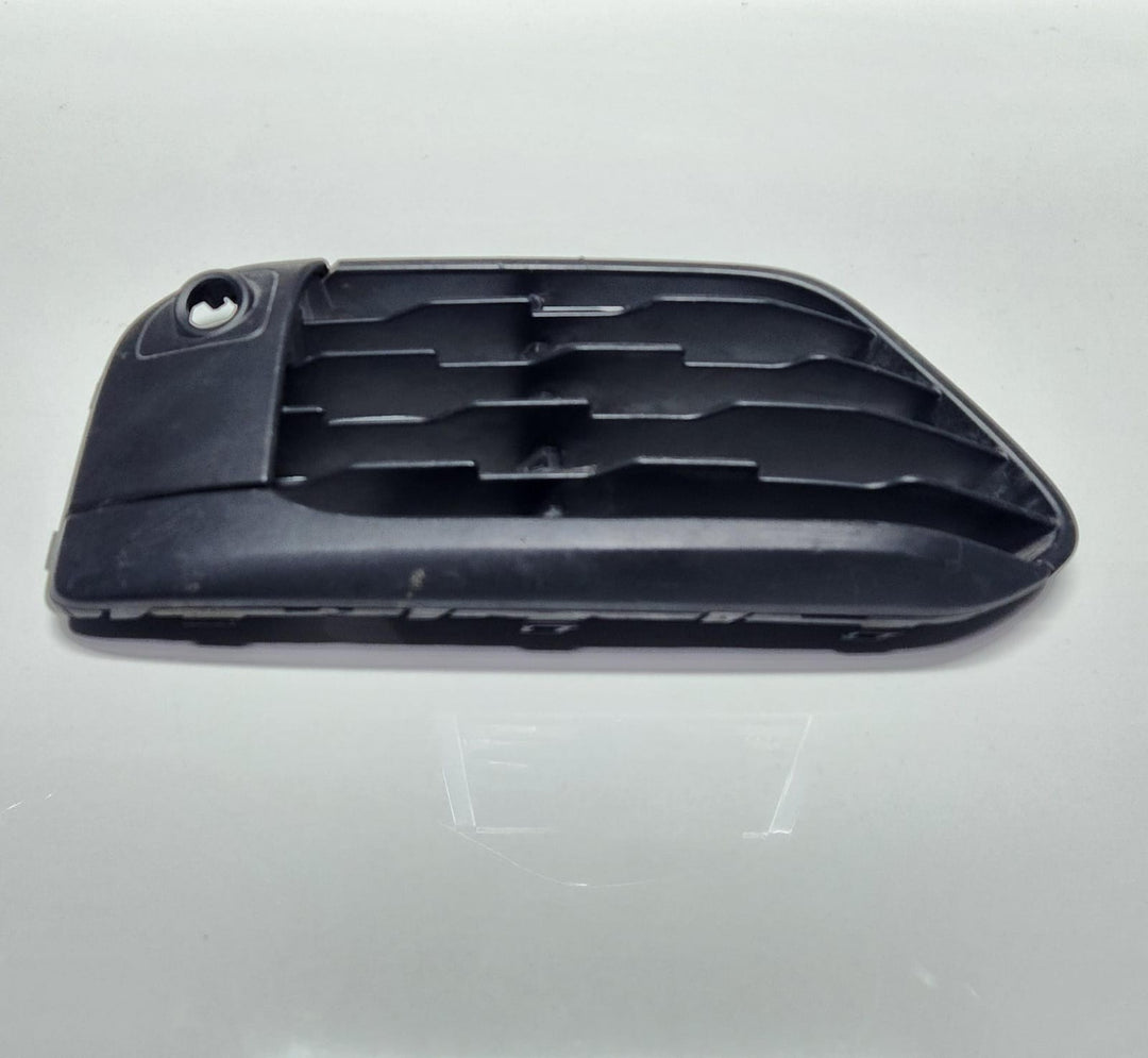 2016-2019 BMW X1 Front Bumper Lower Grille Left 7354777 X1 F48 F49 OEM