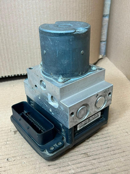 2008-2010 BMW E6X 535i 5 Series E60 520d Abs Pump Control Module 6783360 OEM