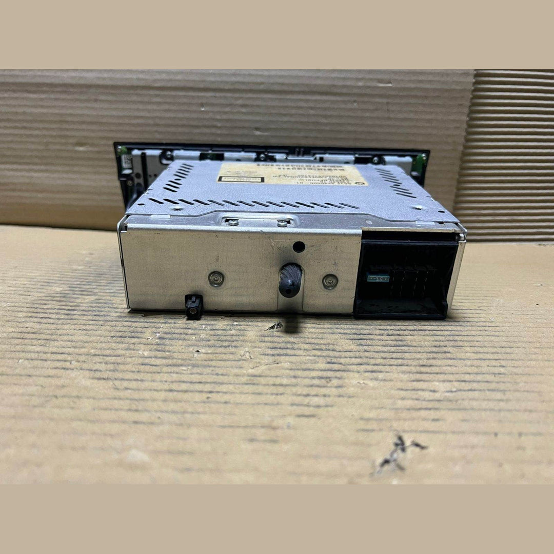 BMW Professional Cd Radio Player 9246500 E84 X1, E90, E91, E92, E93, E87, E88