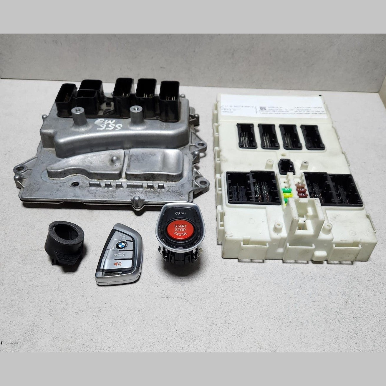 2015-2021 BMW M4 Engine Control Unit 8645445  M2 M3 F80 F82 F87 ECU SET