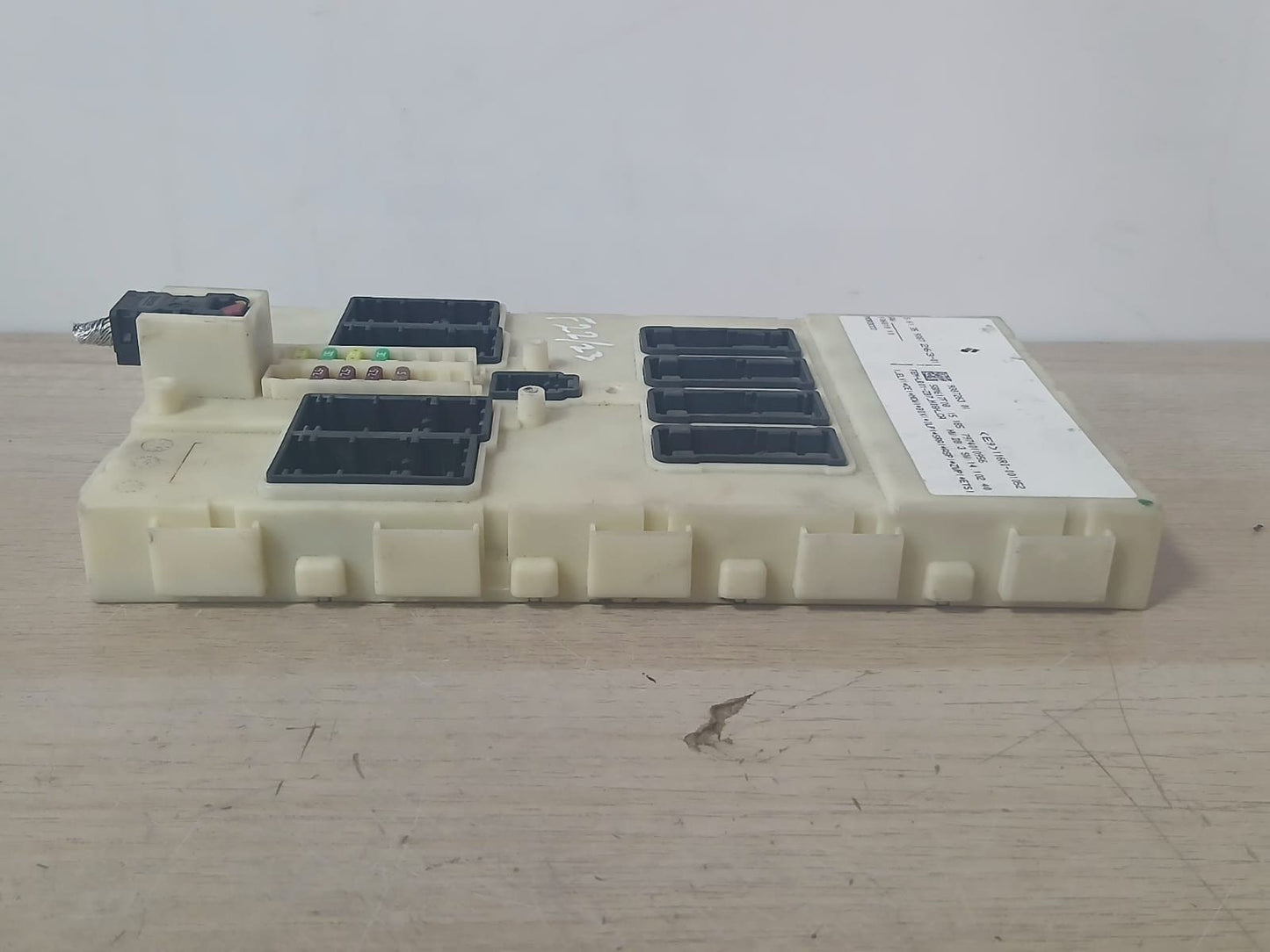 2012-18 BMW 320i Front Electronic Control Module 9387263 F30 F32 F33 F36 F80 F82
