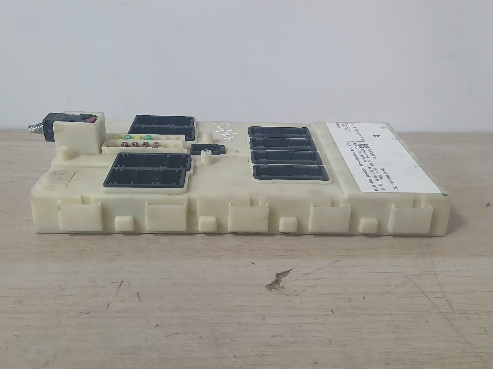 2012-18 BMW 320i Front Electronic Control Module 9387263 F30 F32 F33 F36 F80 F82