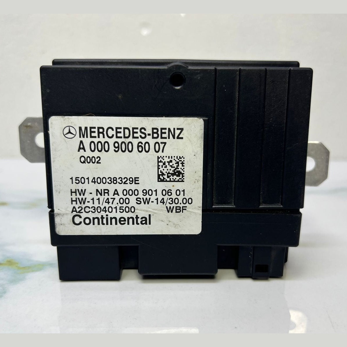 2008-2018 Mercedes-Benz C300 Fuel Pump Control Module A 000 900 60 07 W205 C-Cla