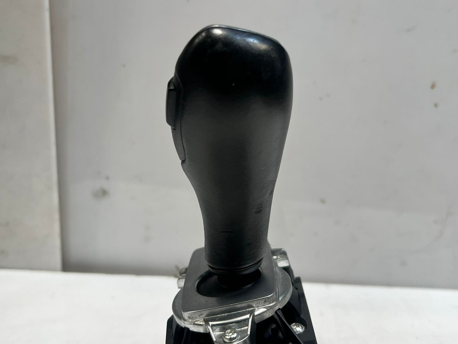 2007 BMW X5 E70 and X6 E71 Automatic Gear Shift Selector Switch 9162977 OEM RHD