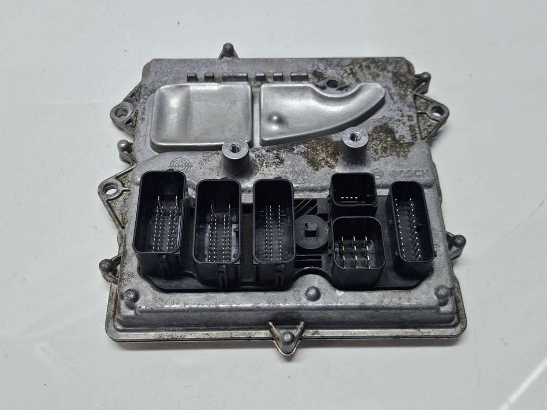 8639582-2014 BMW X5 F15 N55 RHD Engine Control Unit DME Set OEM