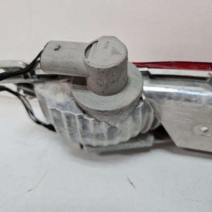 6911900-2004-2005 BMW 6 Series E63 E64 645Ci Taillight Rear Lower Right OEM