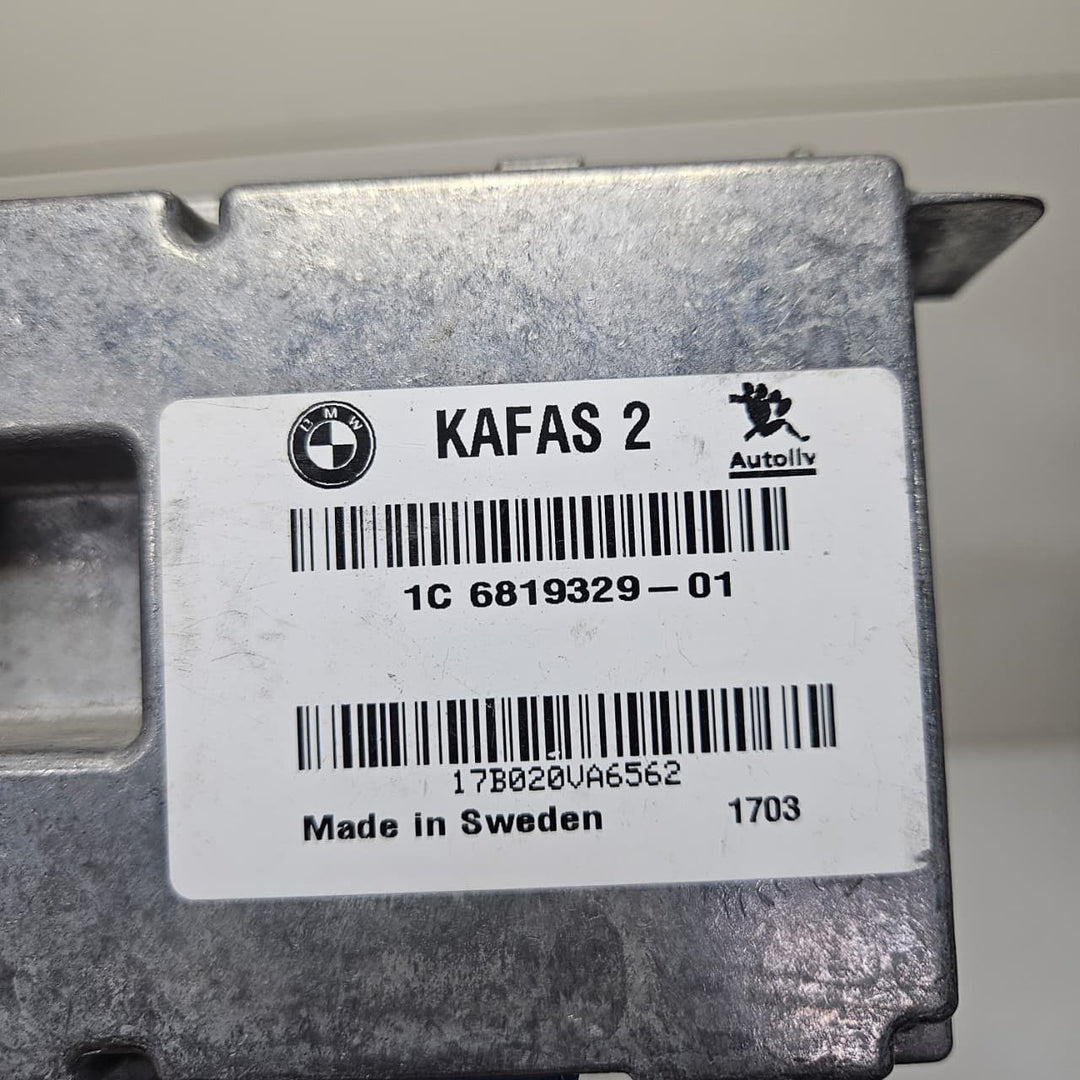 2013-2015 BMW X4 F26 750Li Camera Control Module 6819329
