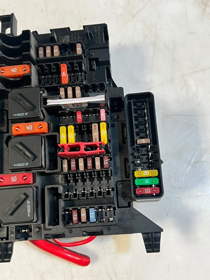 BMW 1' 2' X1 X2 F48 F39 F40 F45 POWER SUPPLY DISTRIBUTION Fuse Box 9270356 OEM