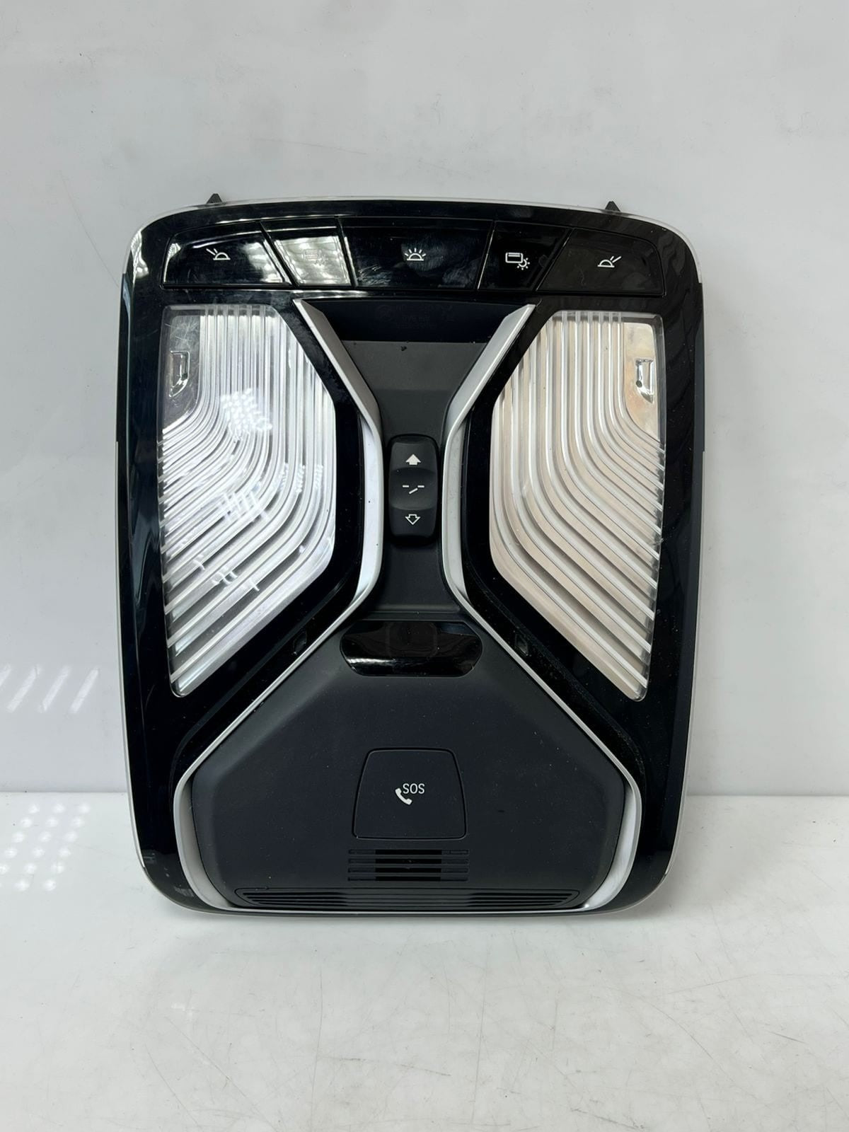 2016-19 BMW 740i G12 7' Overhead Console Dome Light With Sunroof Switch 6805402